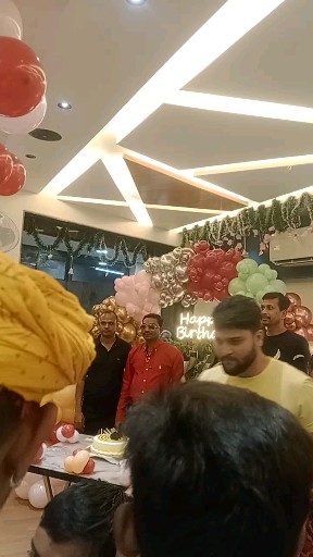 Birthday party enjoy 