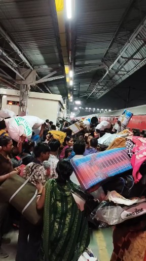 Surat station video